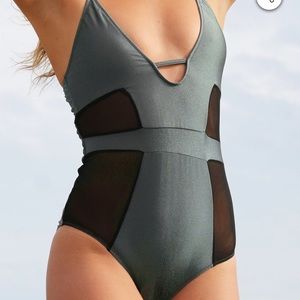 Cupshe all black sexy one piece! ❤️